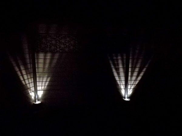 Luminaires sur clôture Océwood.